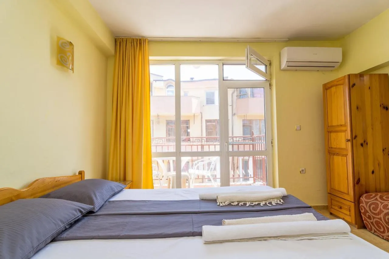 Fener Guest House Поморие 3*,  Болгария