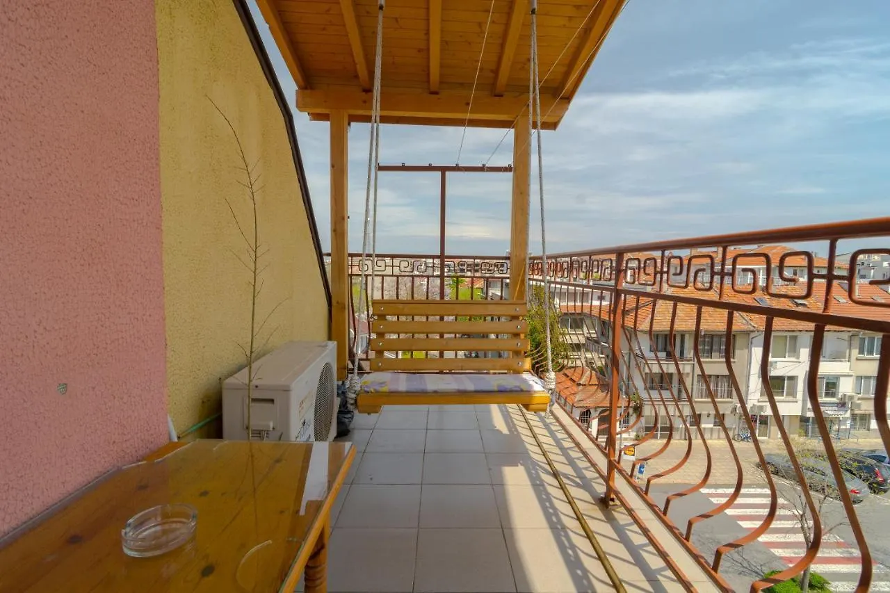 Fener Guest House Поморие 3*,  Болгария