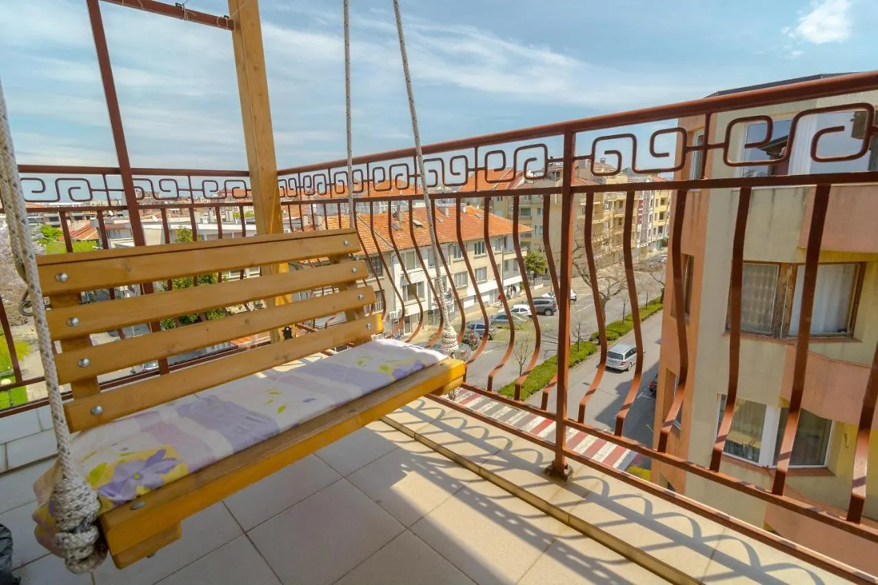 Fener Guest House Поморие 3*,